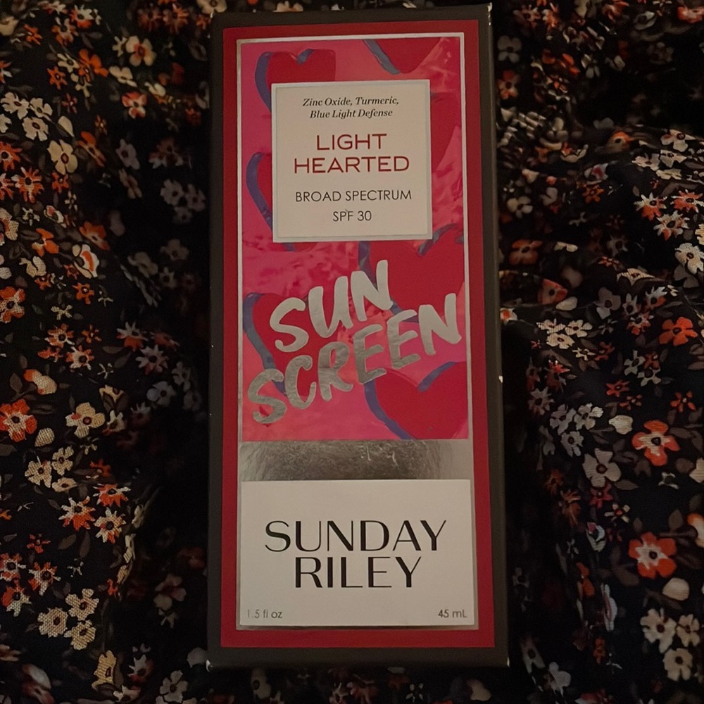 Sunday Riley Light Hearted Sunscreen Spf 30